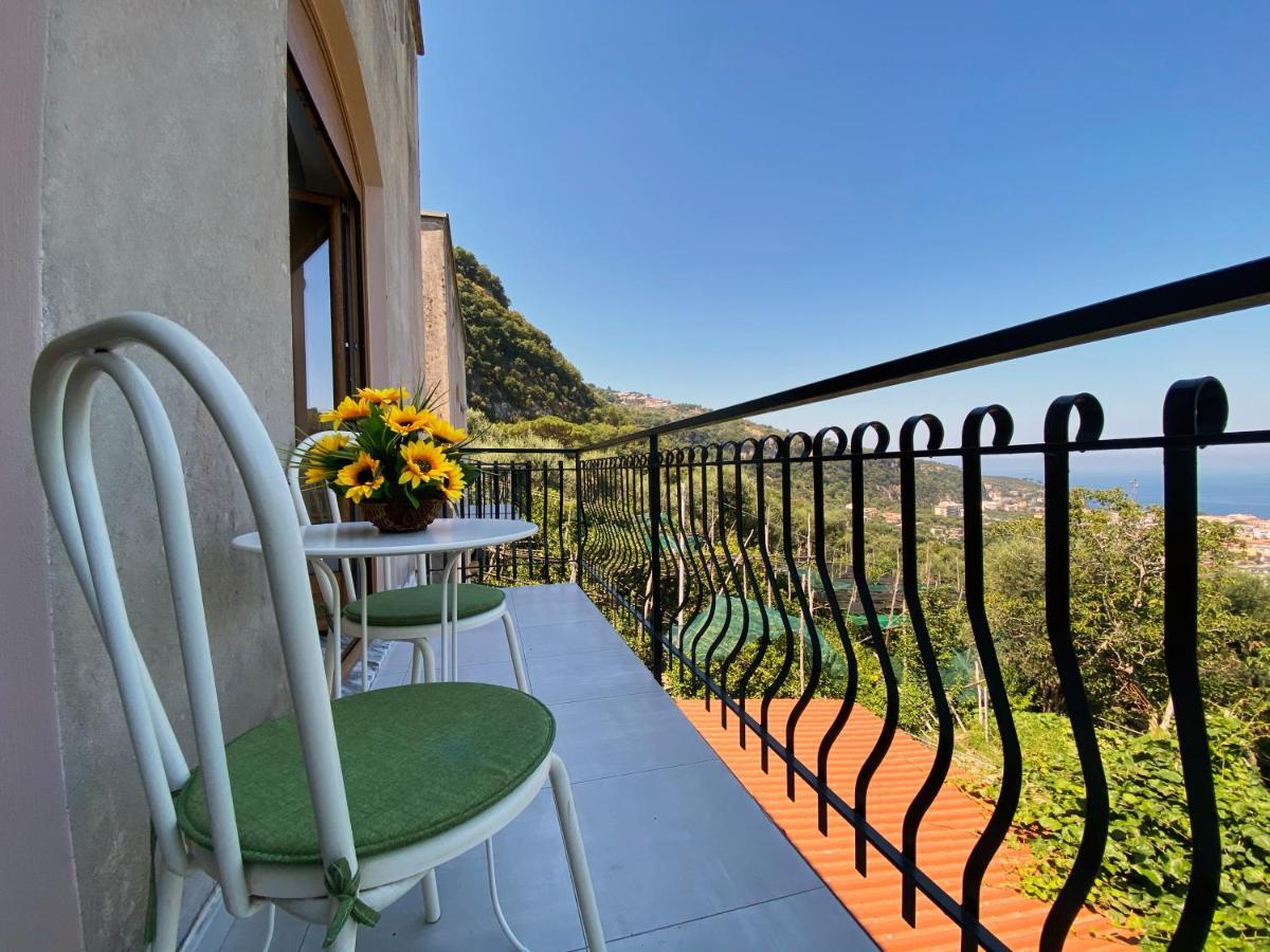 Achille Home B&B Σορέντο Εξωτερικό φωτογραφία